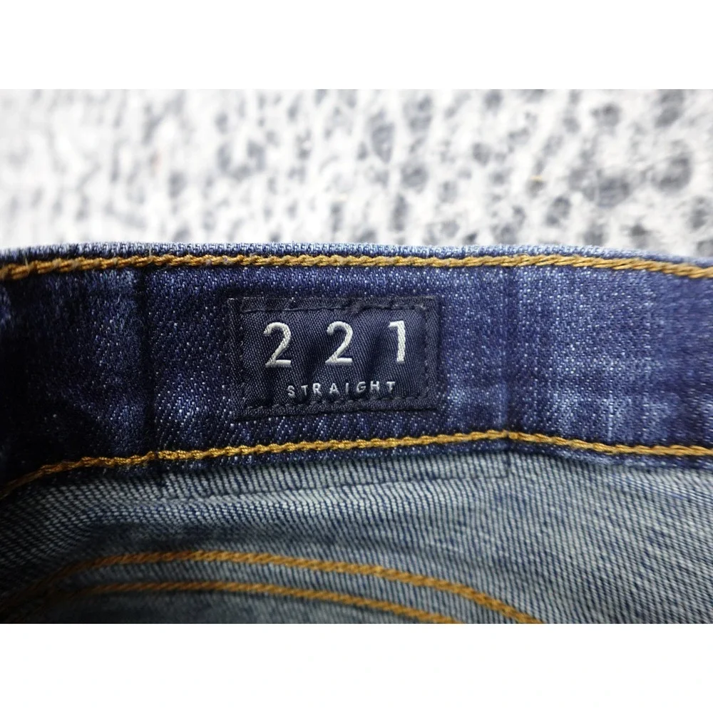 Lucky Brand 221 Straight Jeans Mens 31x32 Blue Dark Wash Denim Pants